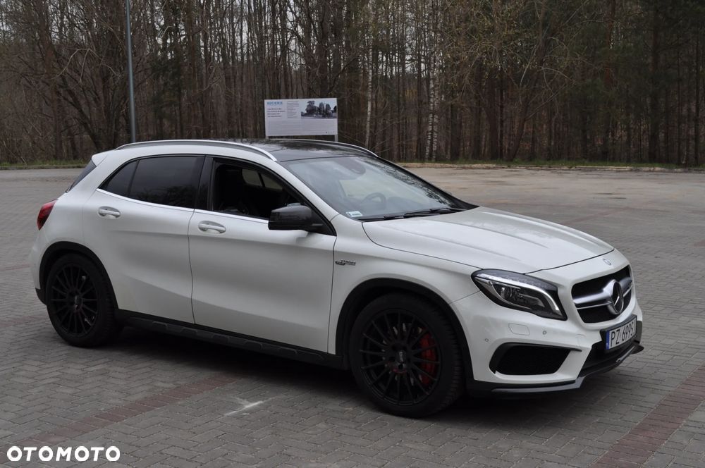 Mercedes-Benz GLA 45 AMG 4-Matic - 31