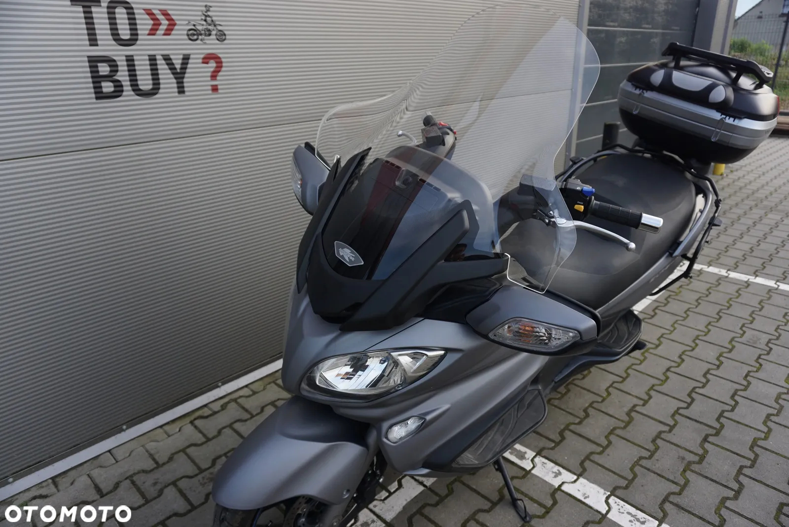 Suzuki Burgman - 26