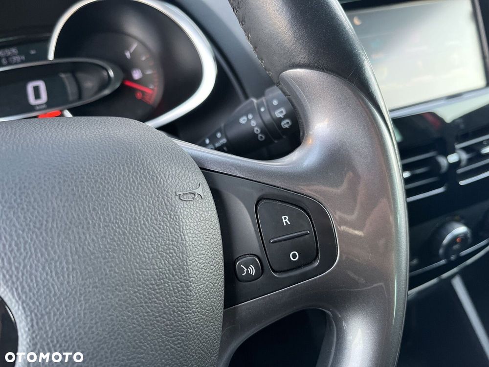 Renault Clio 0.9 Energy TCe Limited EU6 - 20