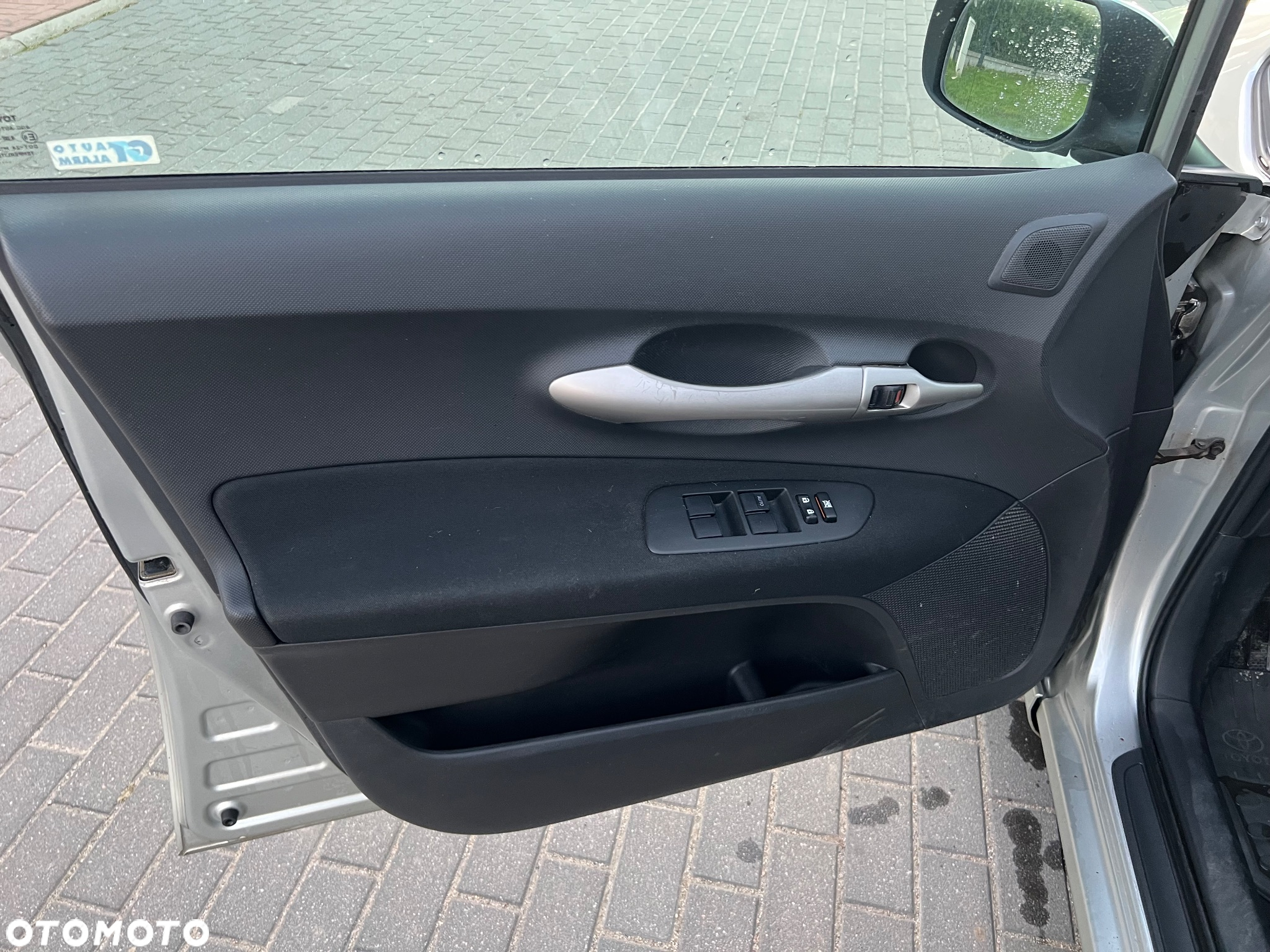 Toyota Auris 1.6 VVT-i Premium - 17