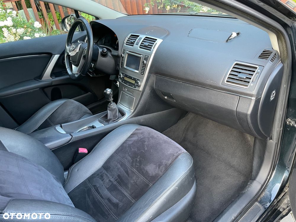 Toyota Avensis 2.0 D-4D Premium - 7