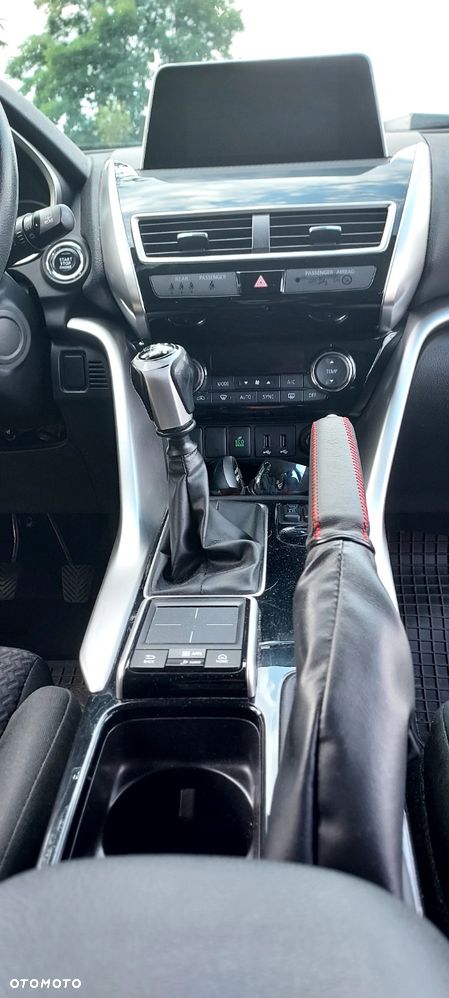 Mitsubishi Eclipse Cross 1.5 T GPF Invite Plus - 7