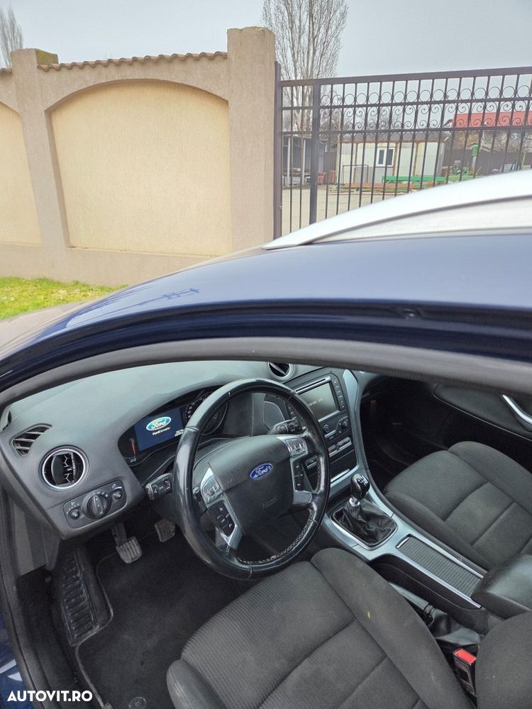 Ford Mondeo 2.0 TDCi Trend - 10