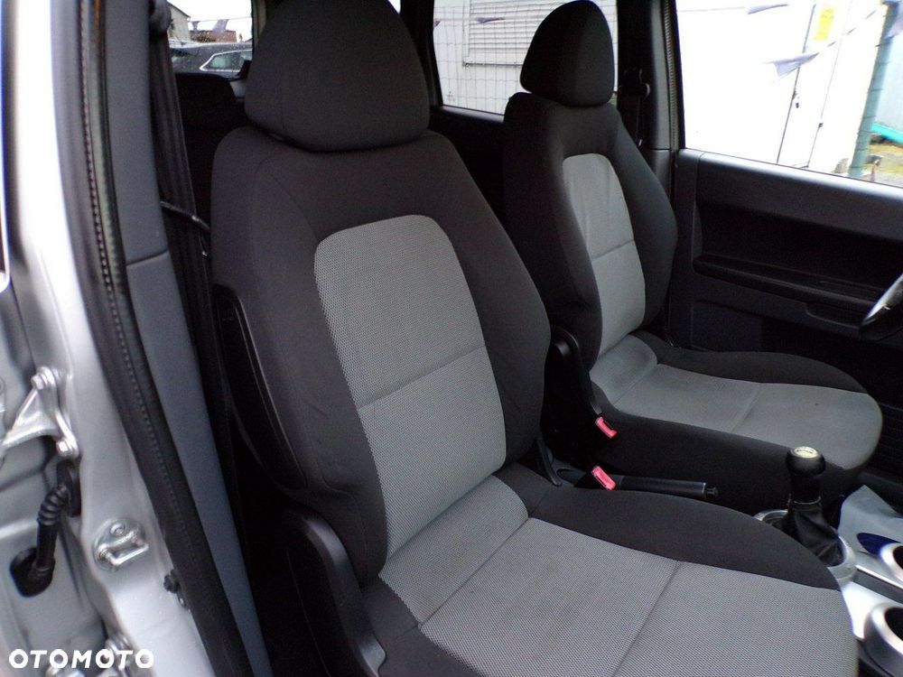 Mitsubishi Colt - 30