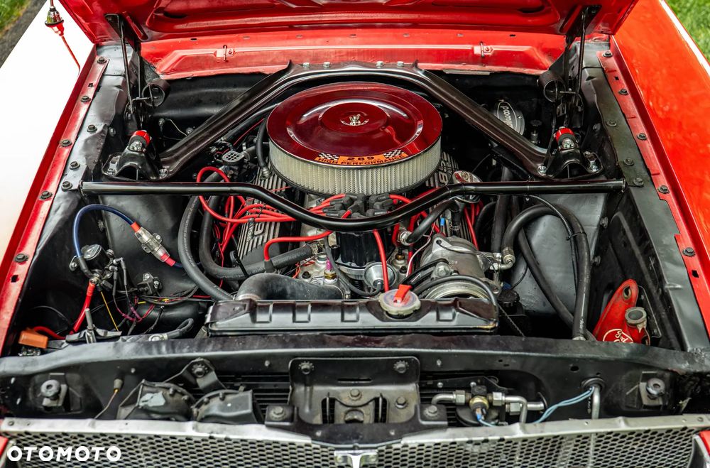 Ford Mustang - 12