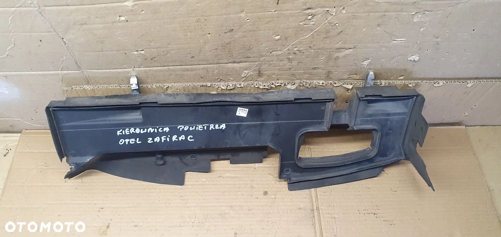 Kierownica powietrza Opel Zafira C 20897268 - 2