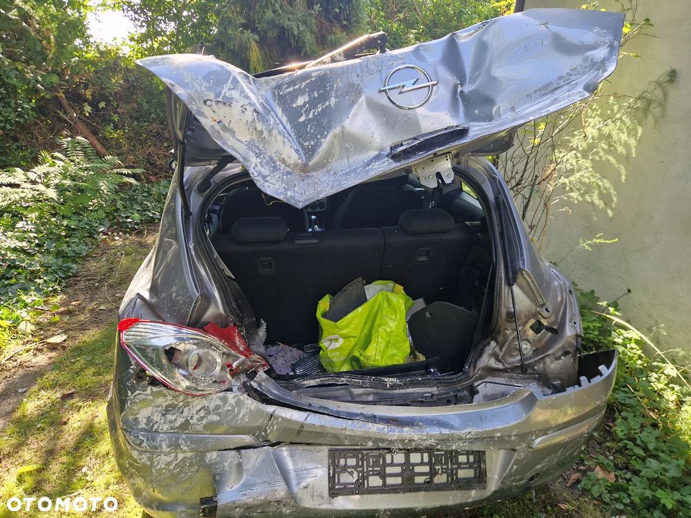 Opel Corsa - 6