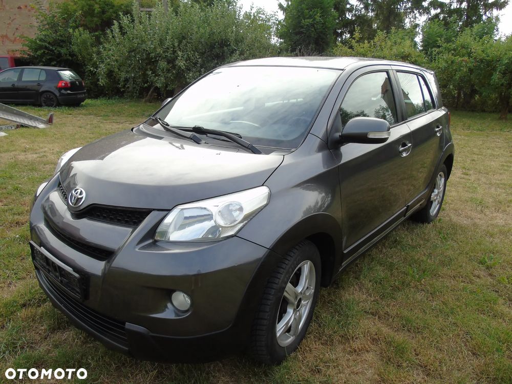 Toyota Urban Cruiser 1.4 D-4D Sol 4x4 EU5 - 2
