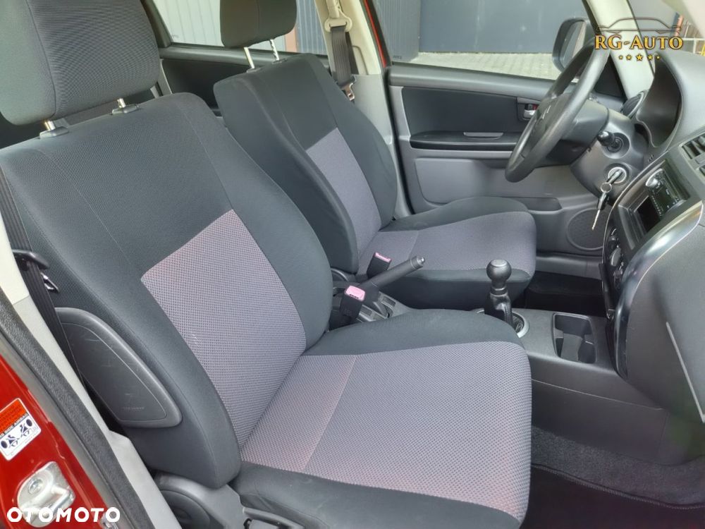 Suzuki SX4 - 24