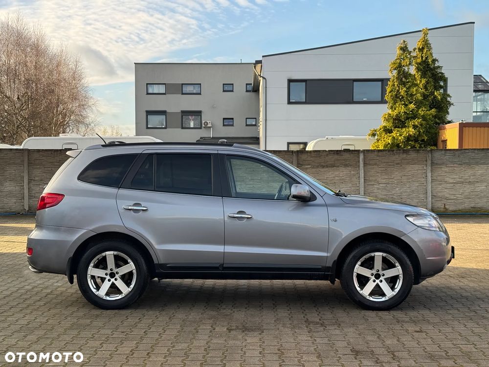 Hyundai Santa Fe - 4
