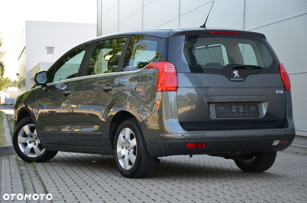 Peugeot 5008 - 13