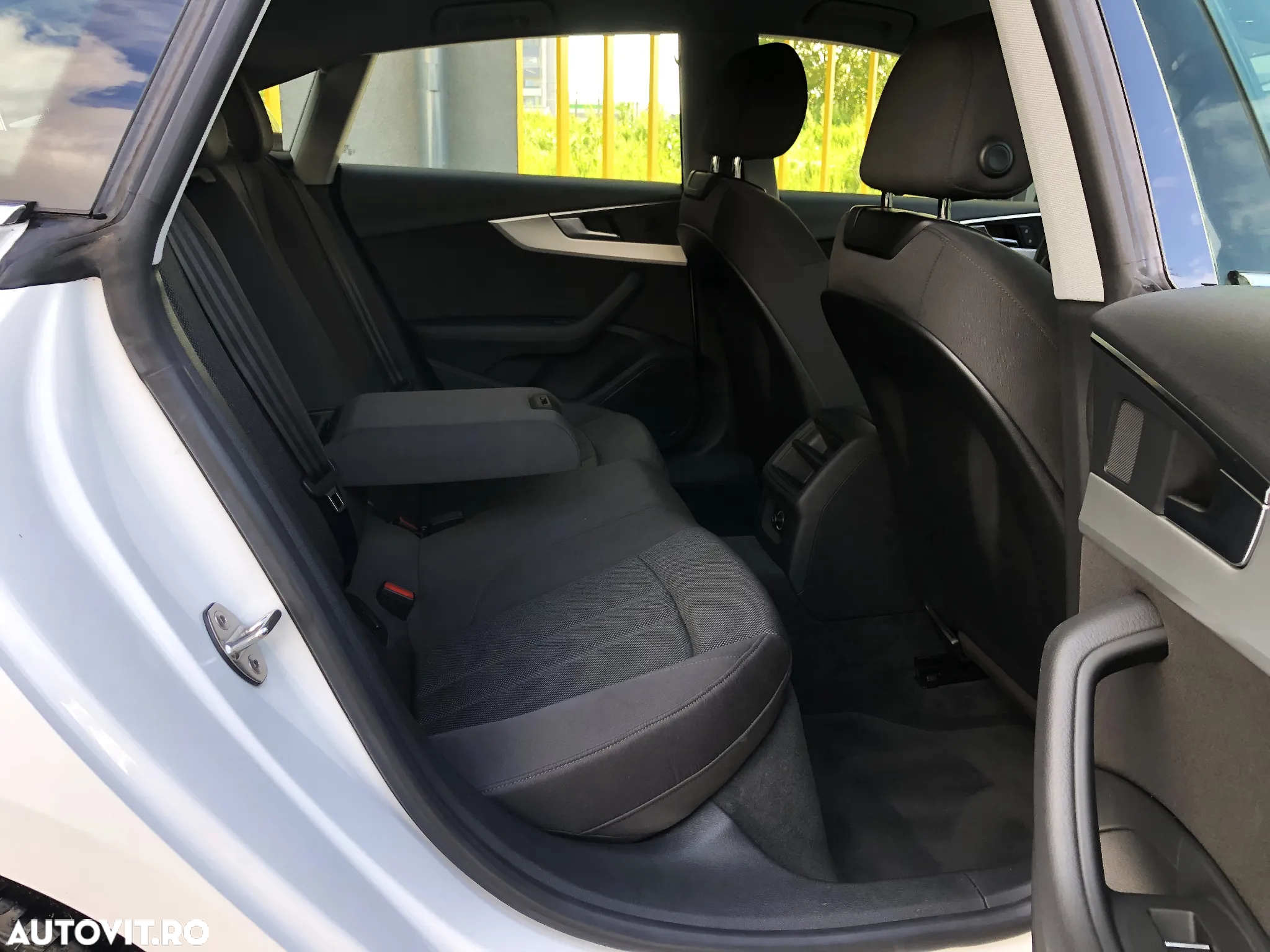 Audi A5 Sportback 2.0 TDI S tronic - 11