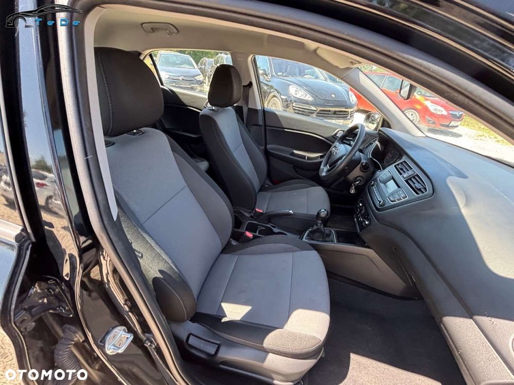 Hyundai i20 1.2 BlueDrive Classic + - 24