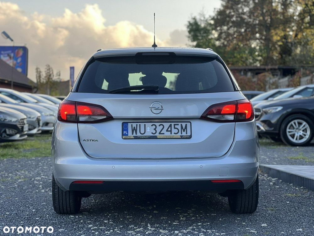 Opel Astra 1.4 T Edition S&S - 9