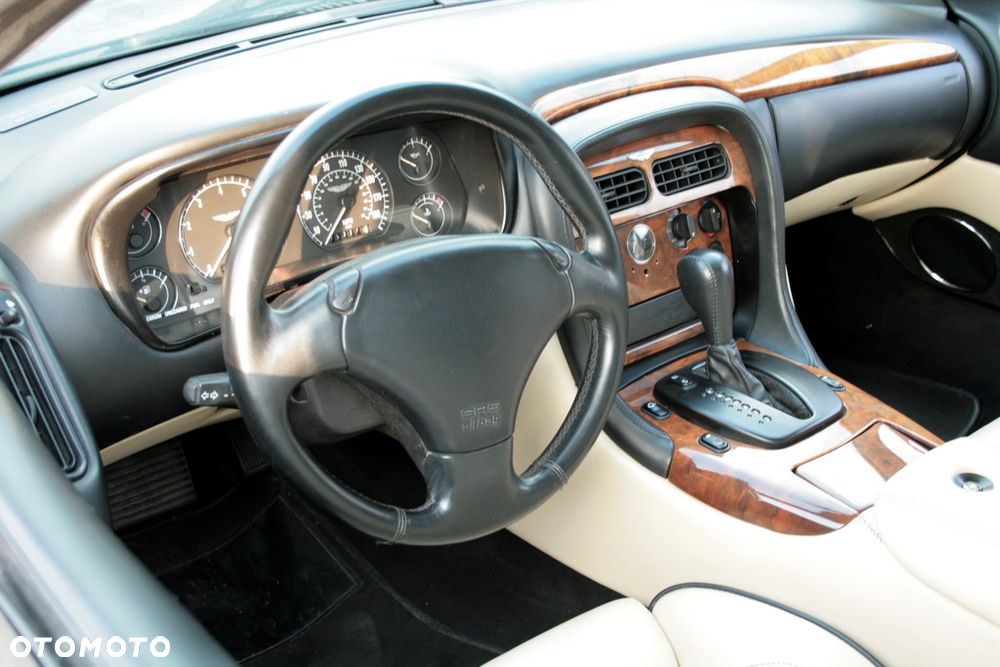 Aston Martin DB7 - 7