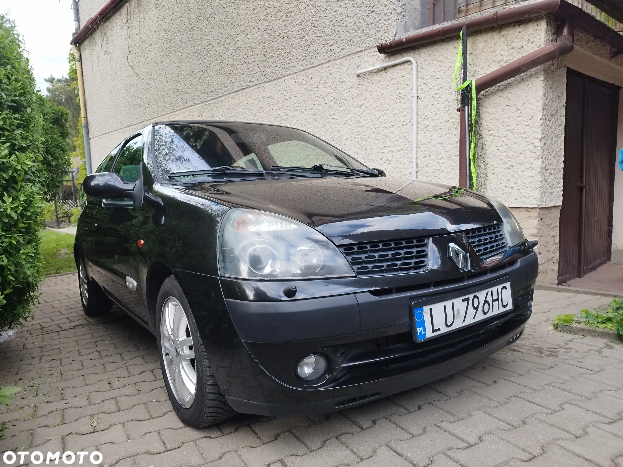 Renault Clio - 8