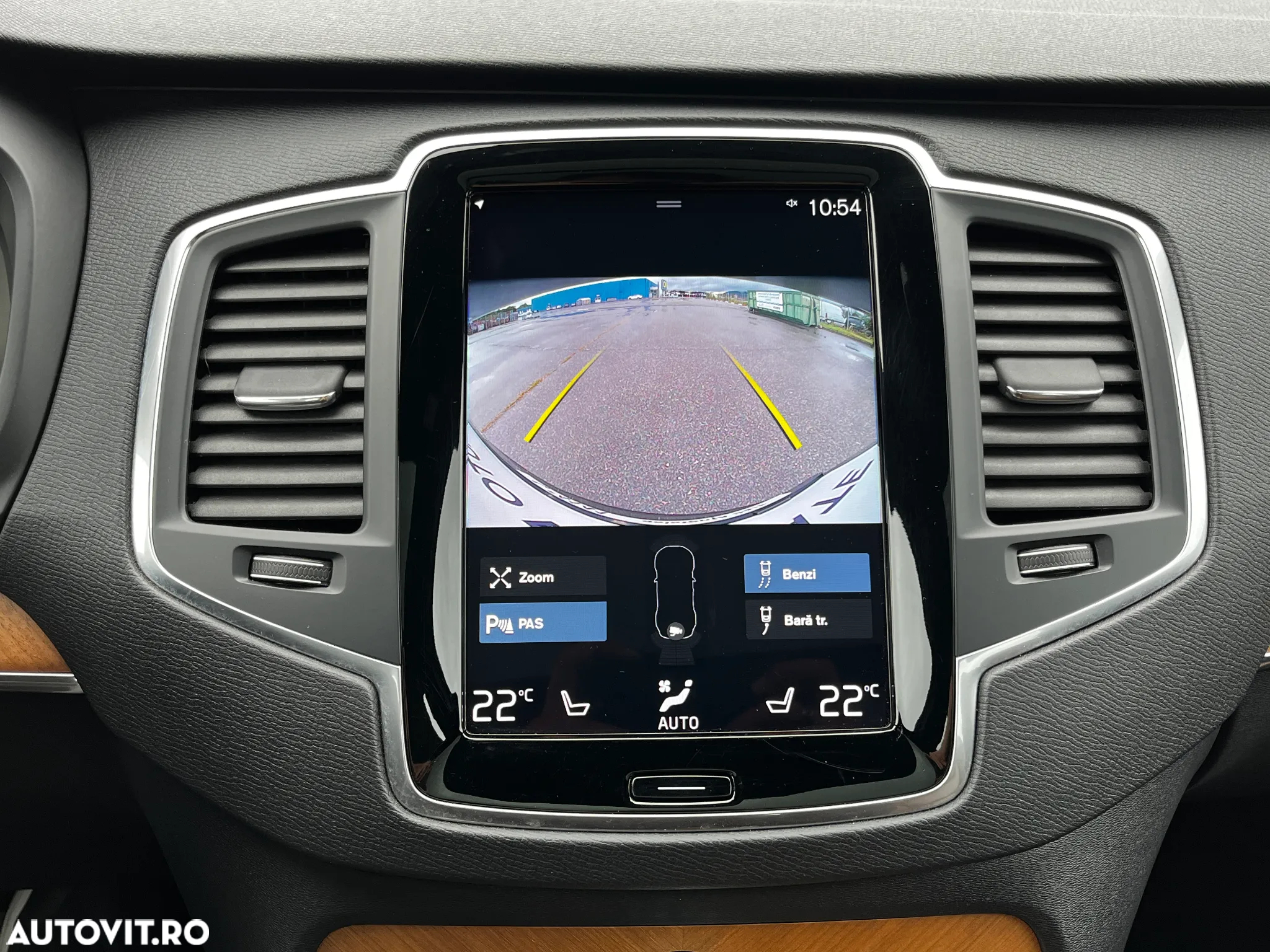 Volvo XC 90 T8 eAWD R-Design - 28