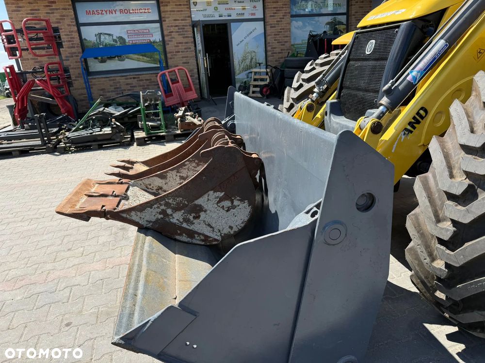 New Holland LB 115 B JCB 4 CX CASE - 14