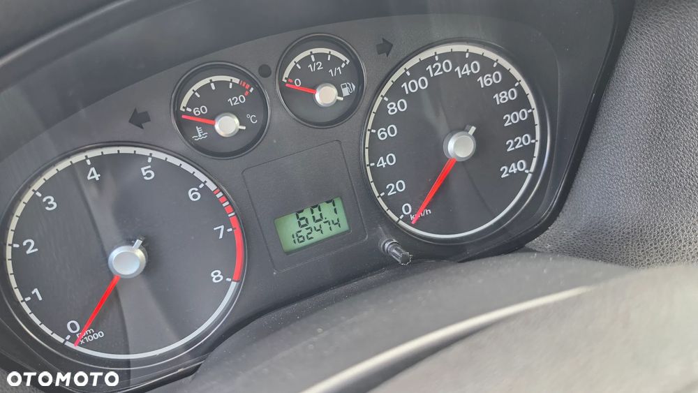 Ford Focus 1.8 Trend - 19