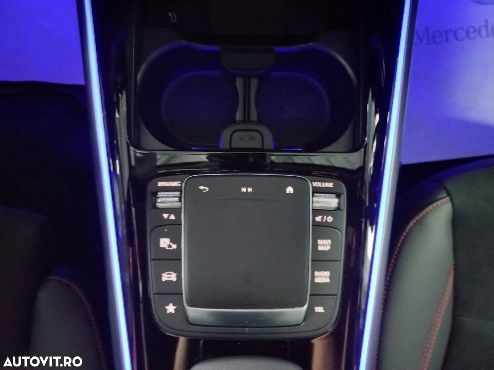 Mercedes-Benz EQB 300 4Matic AMG Line - 20