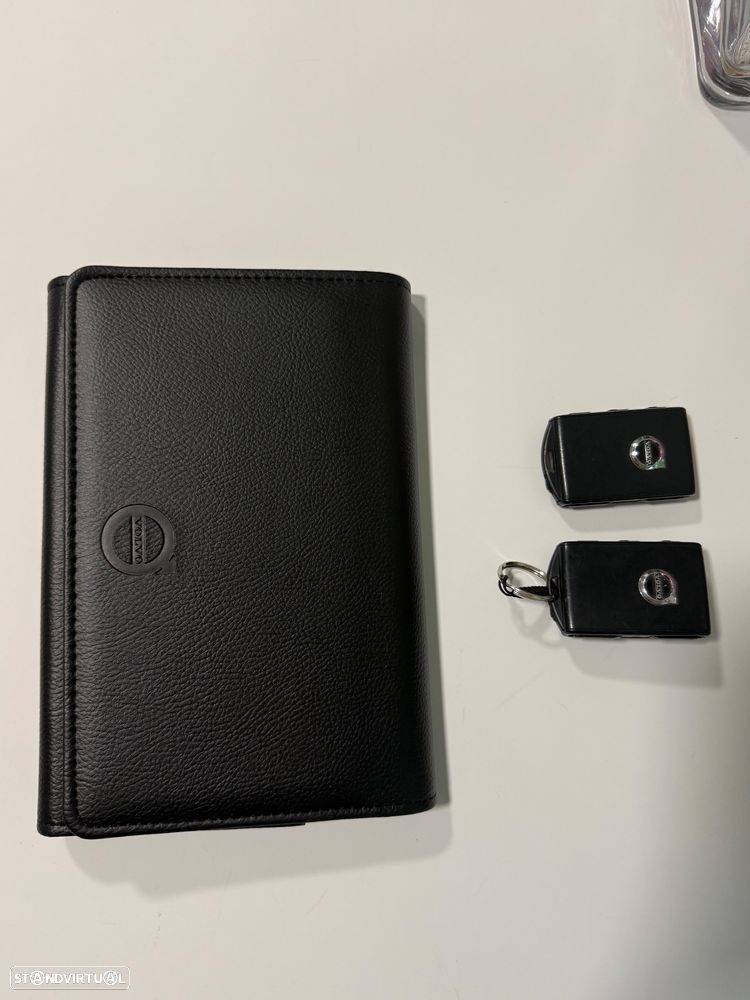 Volvo XC 60 2.0 T8 PHEV Momentum AWD - 23