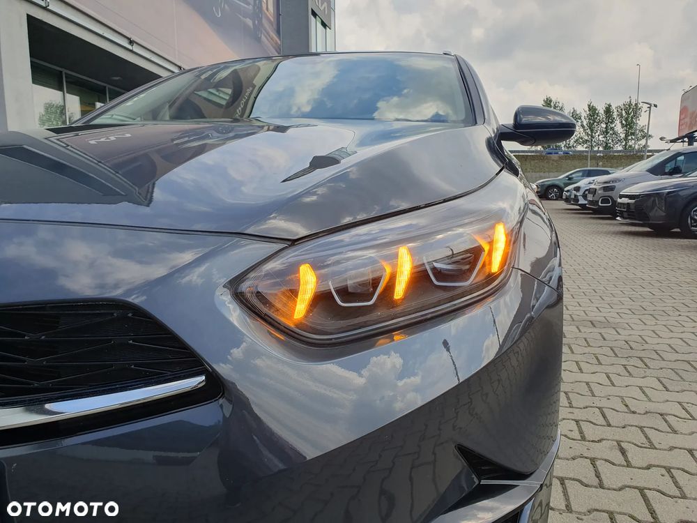 Kia Ceed 1.5 T-GDI M - 22