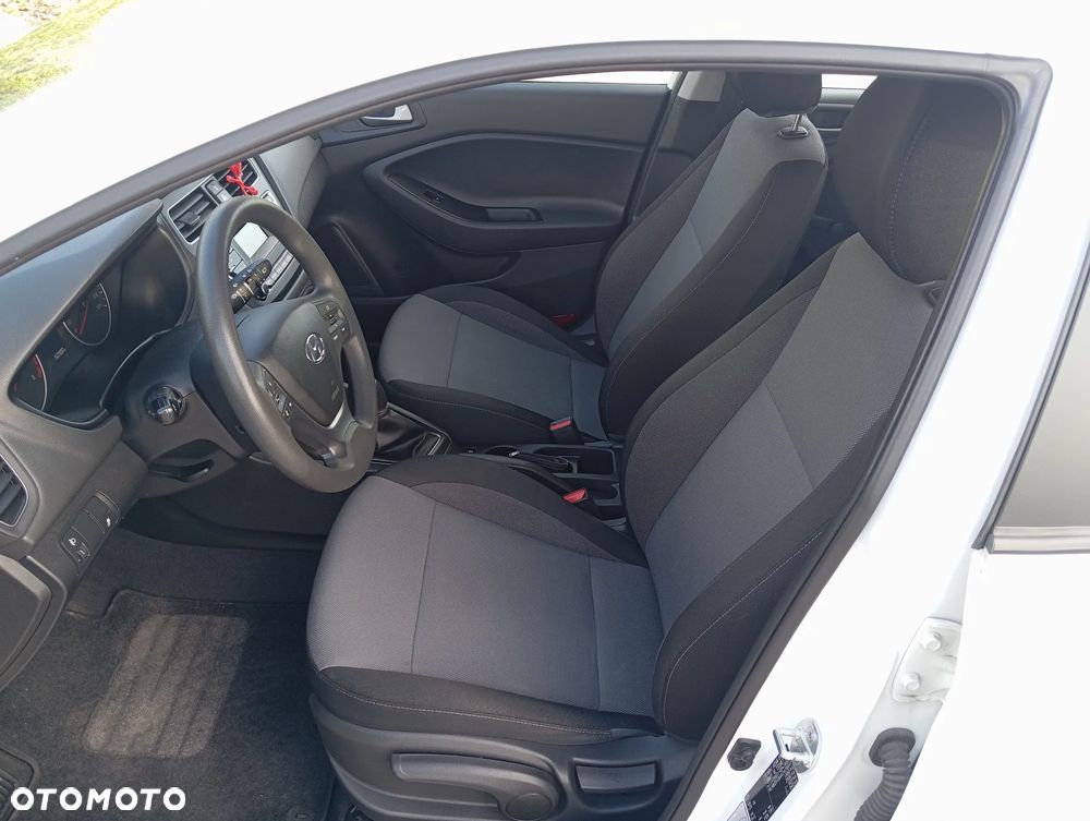 Hyundai i20 1.2 Comfort - 19