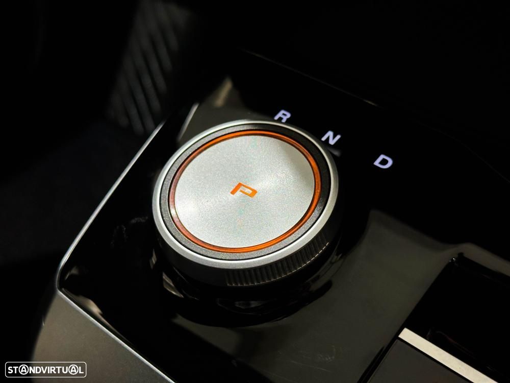 MG MG4 77 kWh Extended Range Luxury - 38