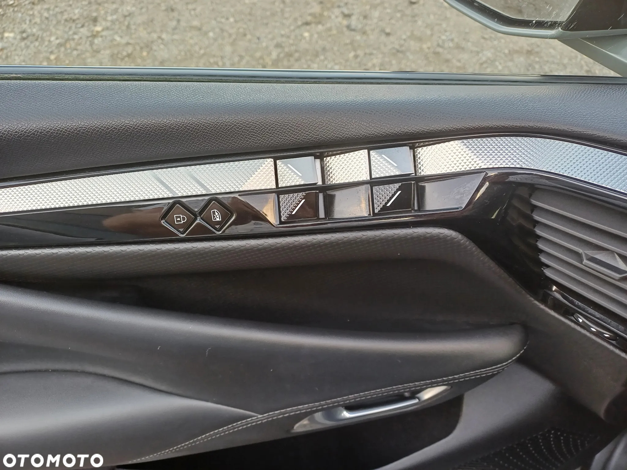 DS Automobiles DS 4 Crossback - 16