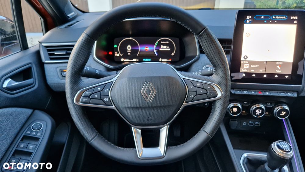 Renault Clio - 21