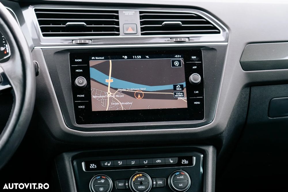 Volkswagen Tiguan 2.0 TDI SCR 4MOTION (BlueMotion Techn.) DSG Highline - 12