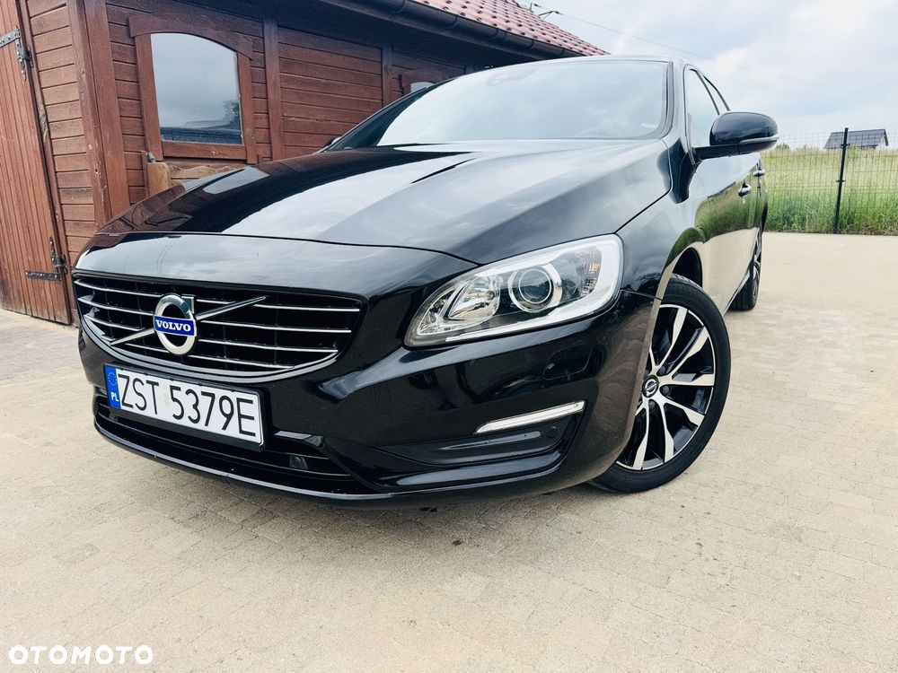 Volvo V60 D2 Drive-E R-Design Kinetic - 40