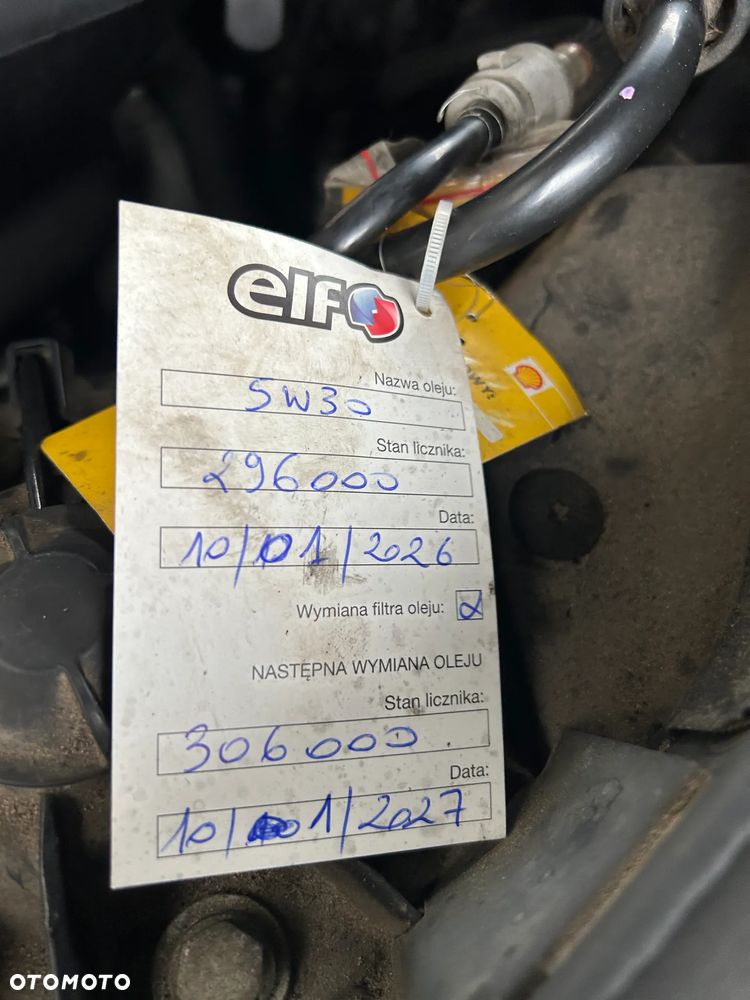 BMW Seria 5 520d - 23