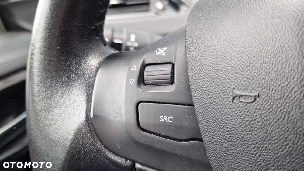 Peugeot 208 1.2 PureTech Active - 29