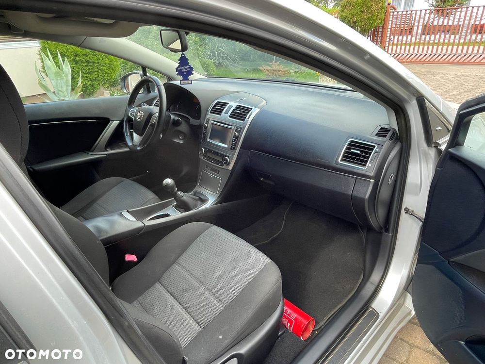 Toyota Avensis 1.6 Edition (2014) - 23