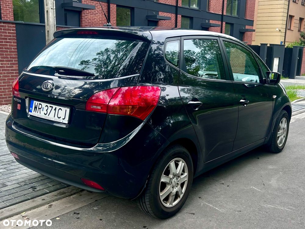 Kia Venga 1.4 S - 2