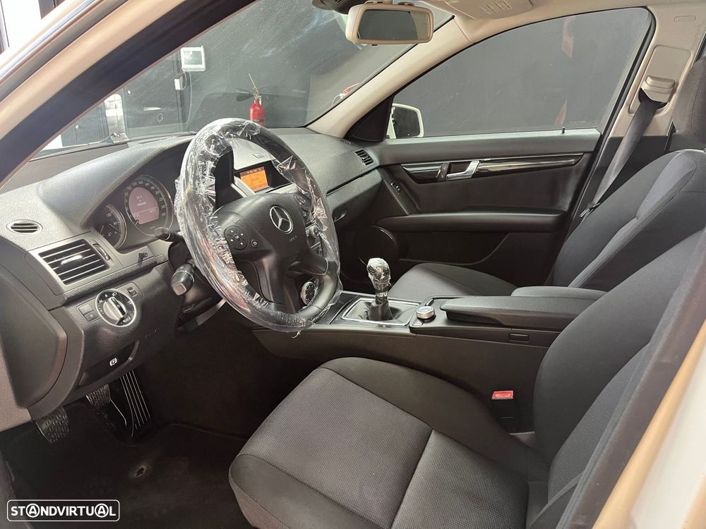 Mercedes-Benz C 200 CDi Avantgarde BlueEfficiency - 8