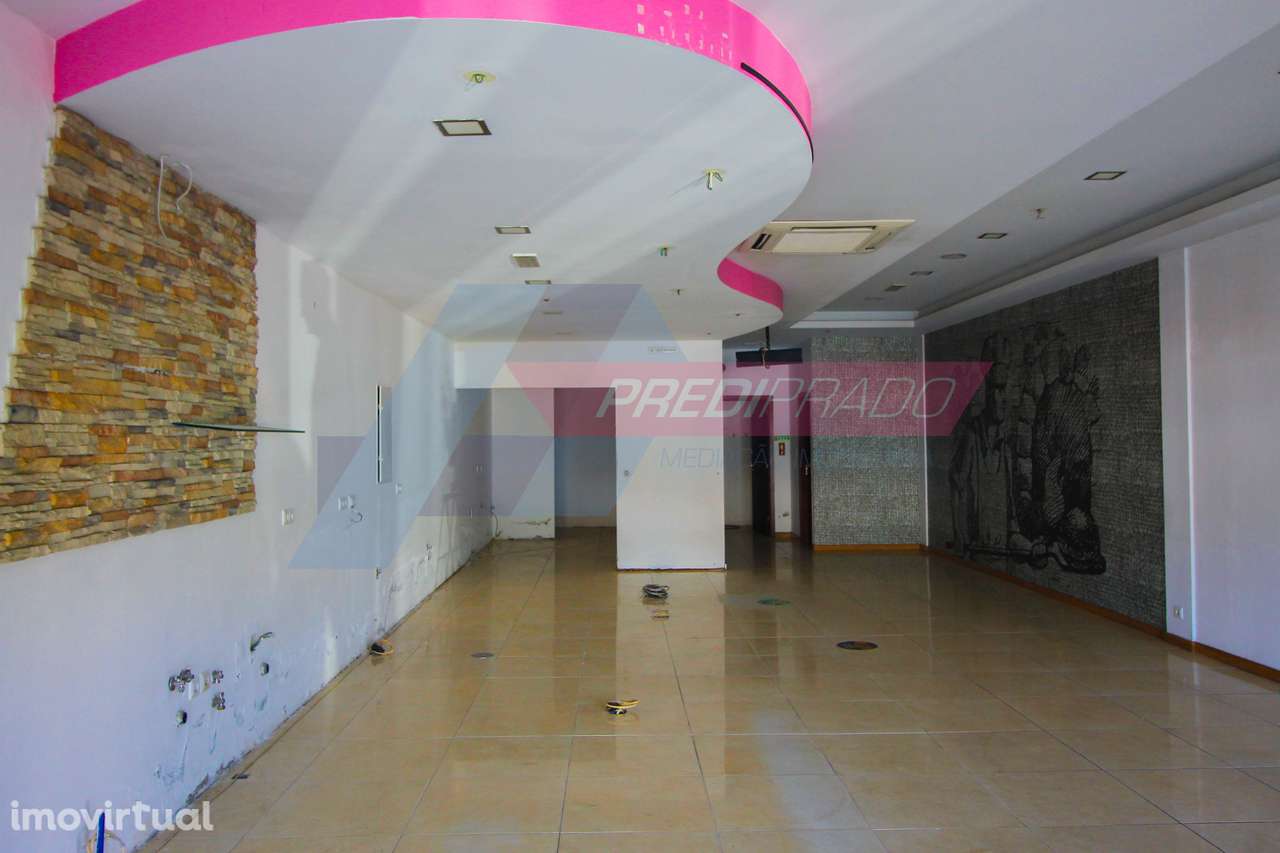 Loja para arrendar em Cervães, Vila Verde! - Grande imagem: 2/7