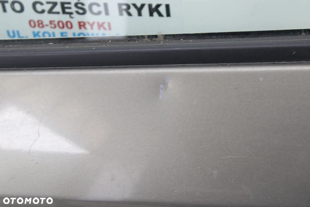 Honda City VI Sedan Drzwi Lewy Tył  NH-701M - 4