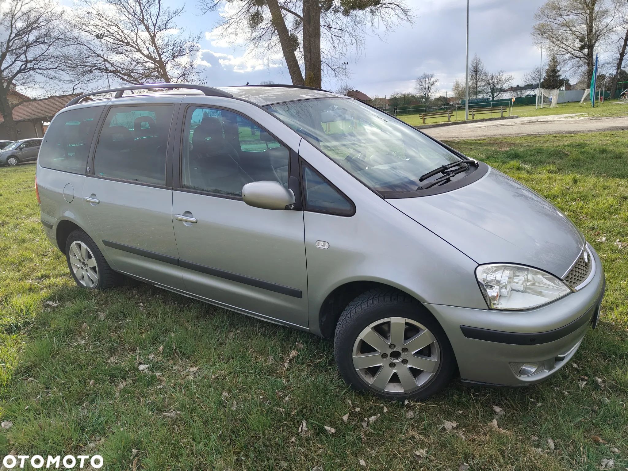 Ford Galaxy 1.9 TDI Ghia - 1