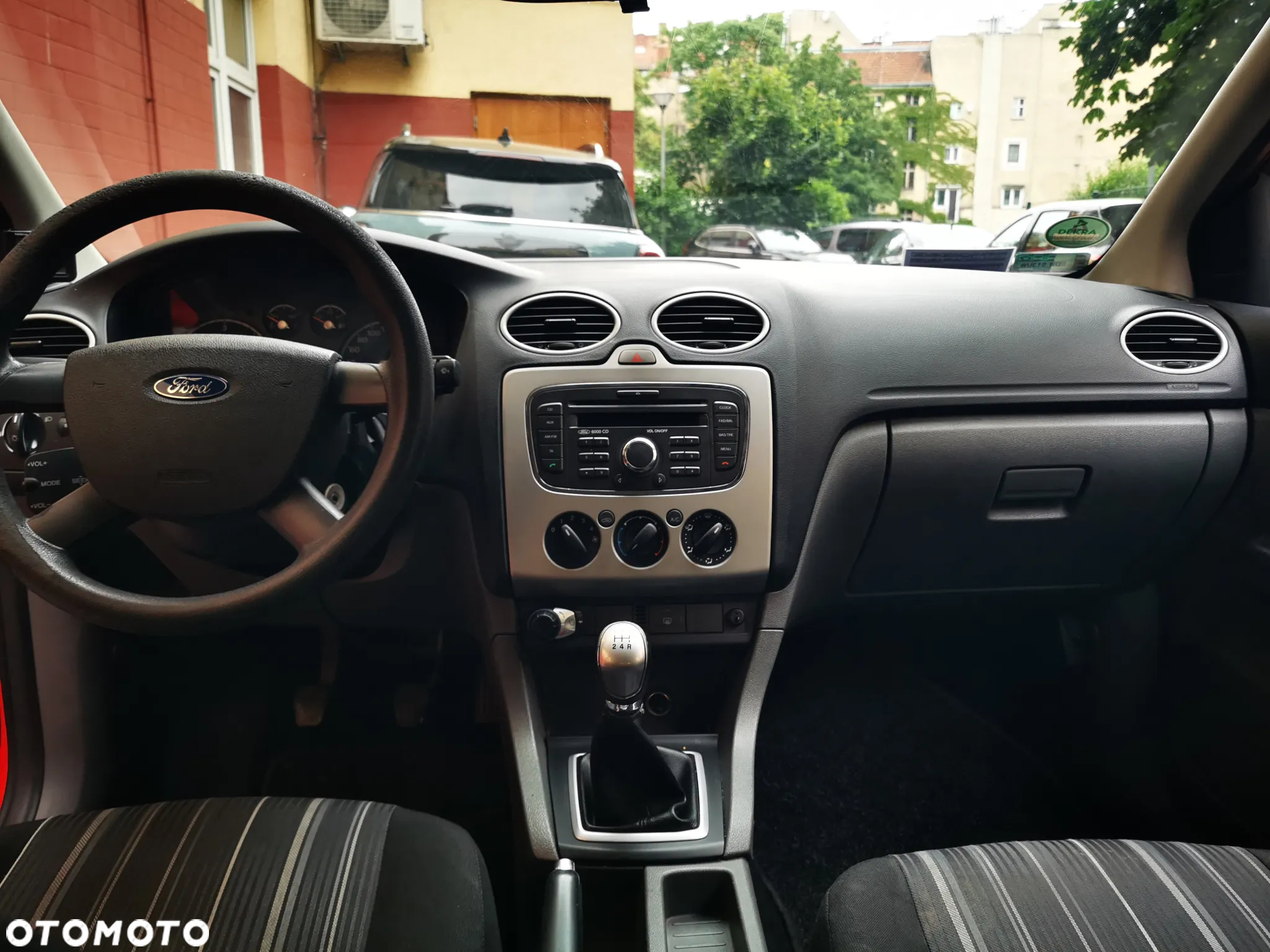 Ford Focus 1.8 TDCi Ambiente - 5