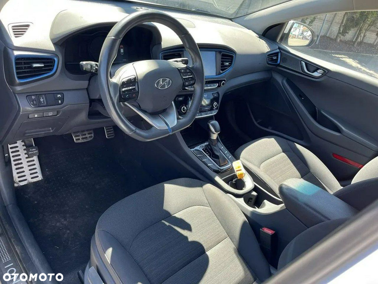 Hyundai IONIQ - 6