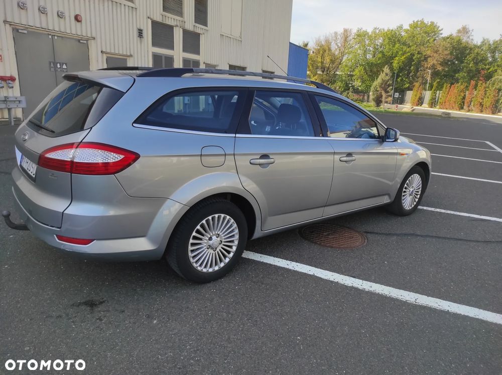 Ford Mondeo - 26