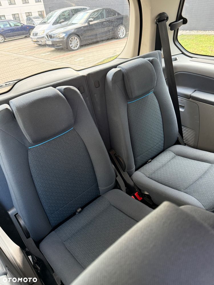 Ford Galaxy 2.0 Concept - 9