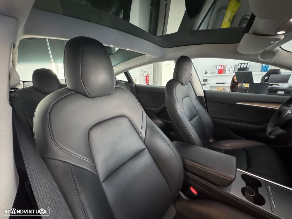 Tesla Model 3 Long Range Tração Traseira - 19