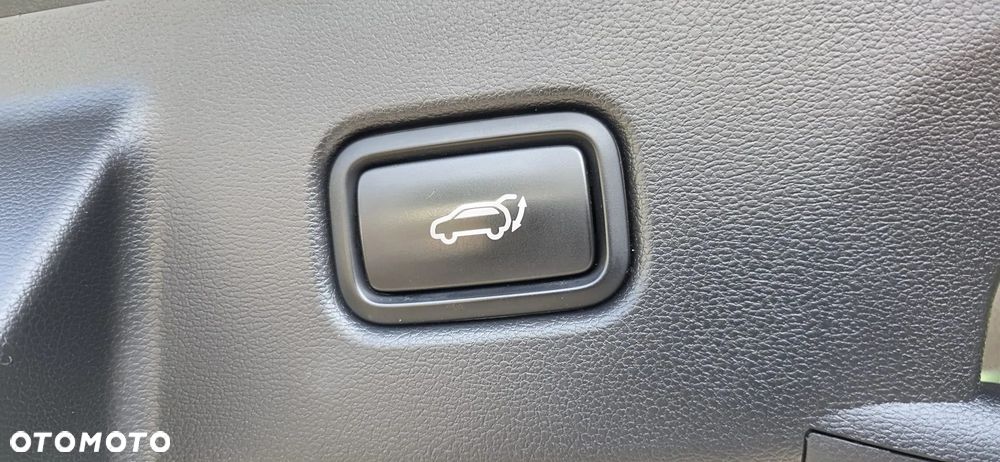 Hyundai Tucson 1.6 T-GDi HEV Executive 4WD - 26