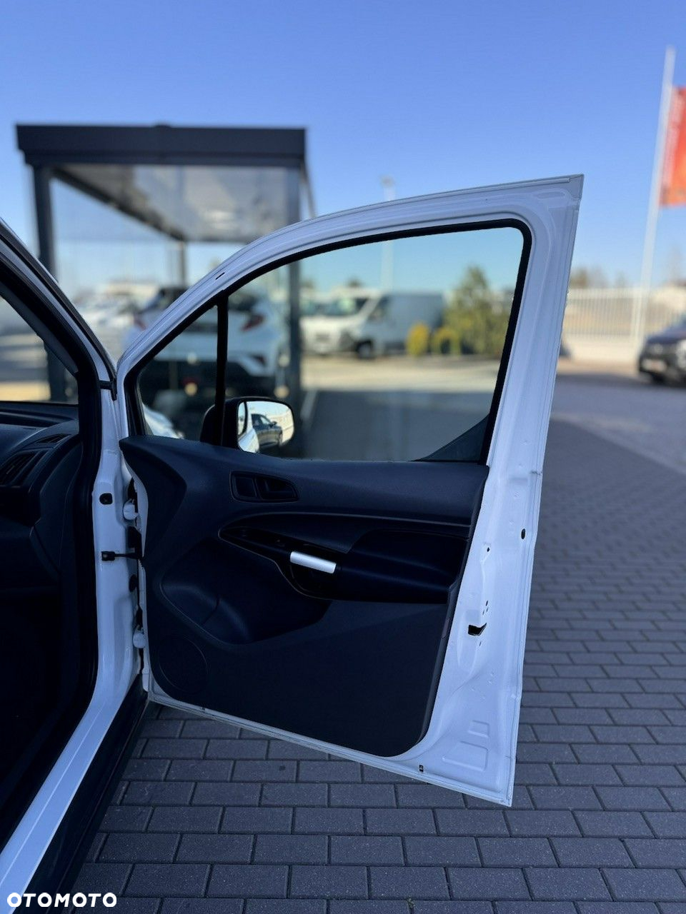 Ford Transit Connect - 24