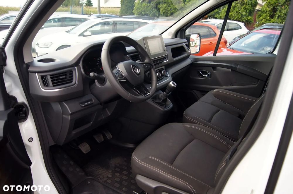 Renault Trafic LONG 58tys.km. przebiegu - 8