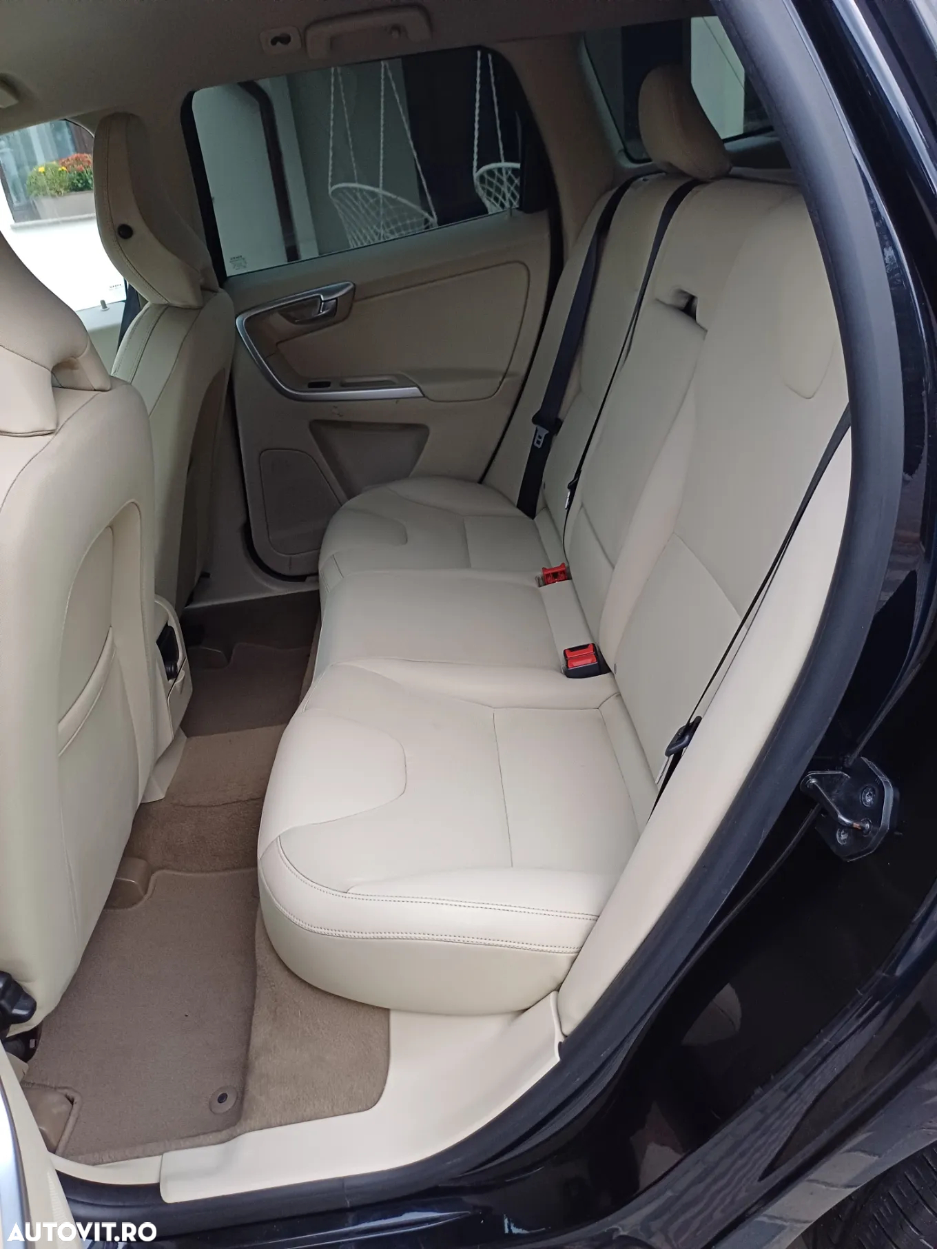 Volvo XC 60 D5 AWD Geartronic Kinetic - 5