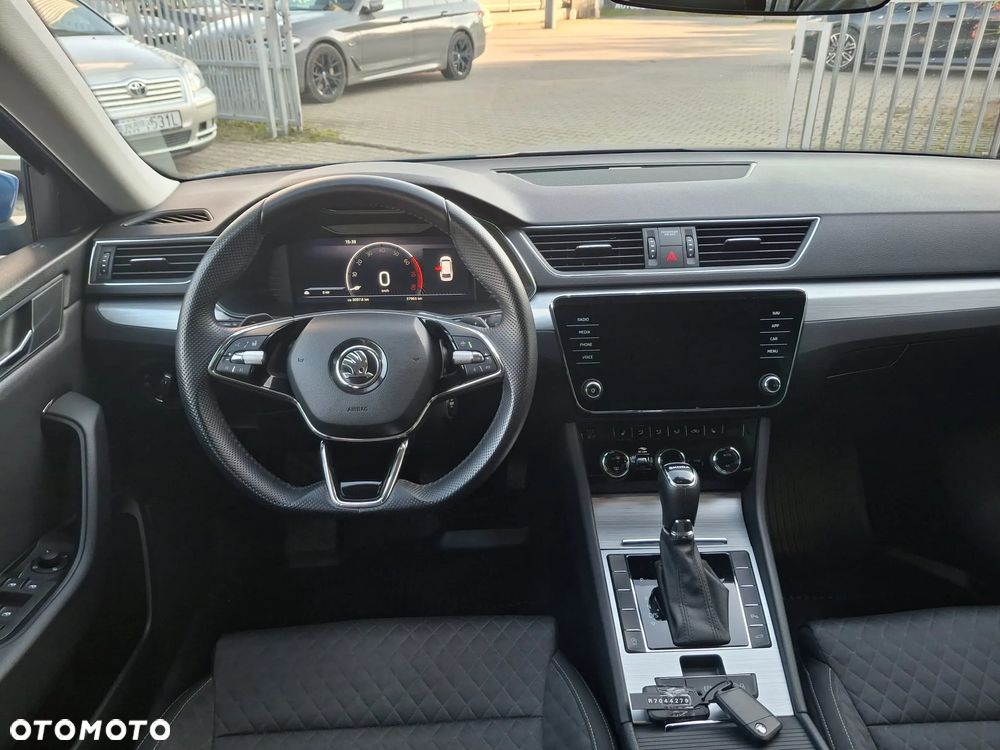 Skoda Superb 1.5 TSI Ambition DSG - 16